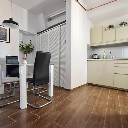 Era Nyugati Square Best View Ever Apartman